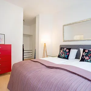 Aparthotel Victoria Altstadt Suites ***