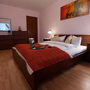 Apartments Atomis Hotel Duesseldorf City Apartment
