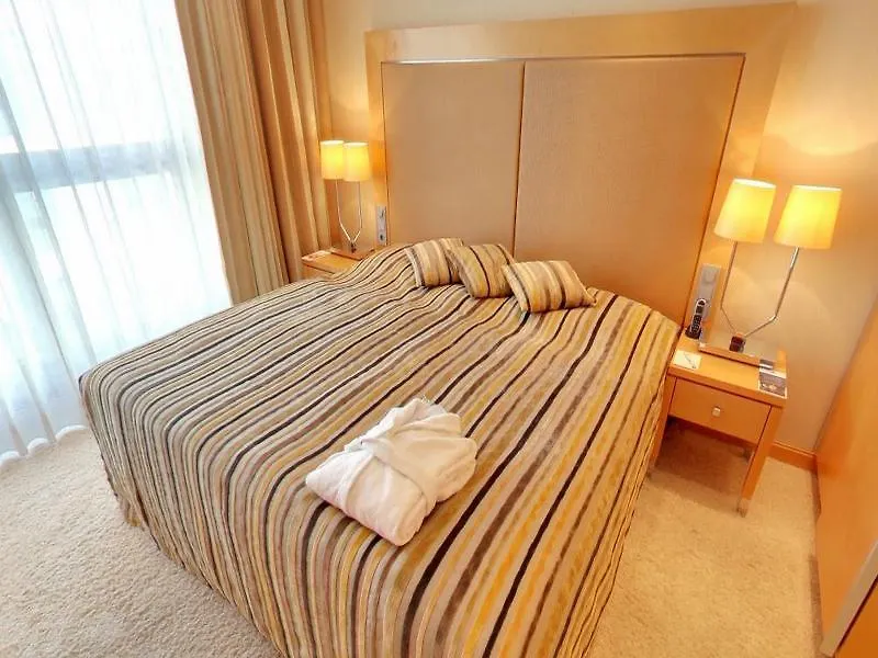 Maritim Hotel Duesseldorf 4*, Dusseldorf